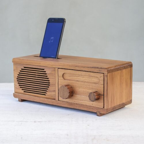 Teak Wood Phone Speaker Shaped Like a Vintage Radio, 'Vintage Radio'